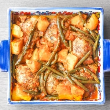 Chicken Thighs with Green Beans and Potatoes in Tomato Sauce: Budget-friendly chicken thighs make for a delicious dinner packed with flavour in this Middle Eastern inspired dish | aheadofthyme.com