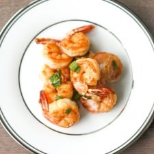 Pan-fried Garlic Prawns with Soy Sauce-image