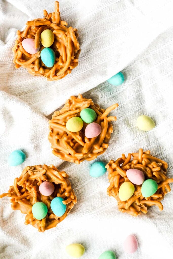 Spring is in the air and Easter is right around the corner. This calls for a batch of adorable no bake butterscotch and peanut butter bird's nest cookies. | aheadofthyme.com