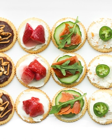 Four Quick and Easy RITZ Cracker Recipes: Take the stress out of party planning and serve something sweet or savory with these four quick and easy RITZ Cracker recipes. | aheadofthyme.com