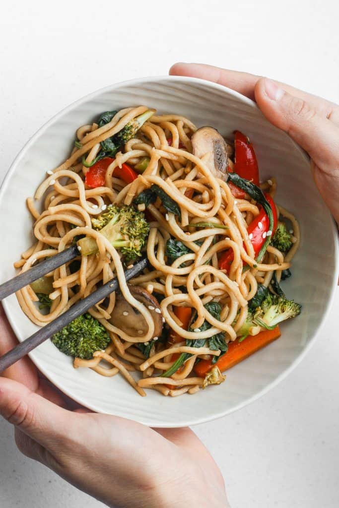 Say goodbye to take-out and make easy 15-minute lo mein at home using fresh and healthy ingredients!
