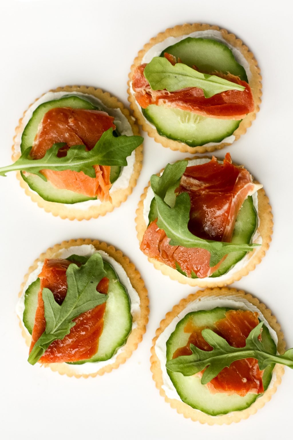 Smoked Salmon and Cream Cheese Cracker Bites Ahead