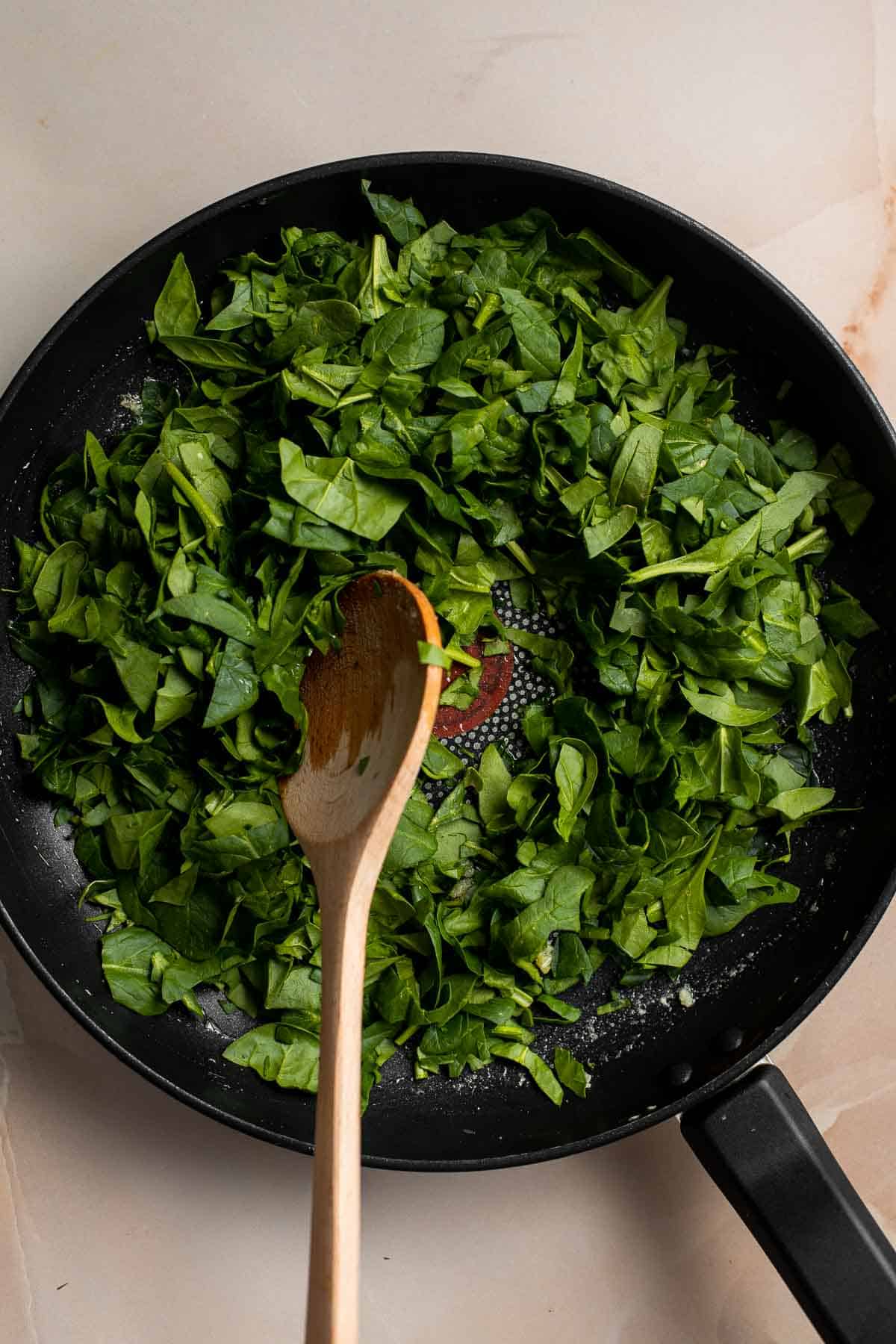 This Vegetarian Lasagna with Spinach is creamy, cheesy, and delicious. This classic Italian dish gets a meatless upgrade in this vegetarian version. | aheadofthyme.com