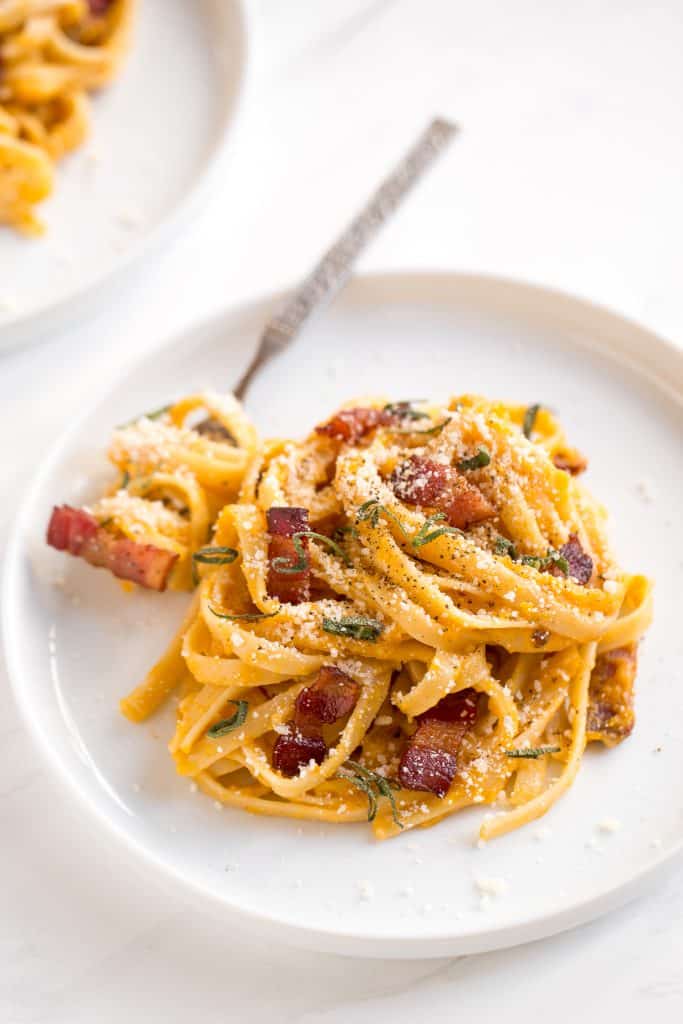 If you like traditional carbonara, you are going to love creamy butternut squash carbonara pasta with Parmesan, bacon and sage. The best fall comfort food. | aheadofthyme.com