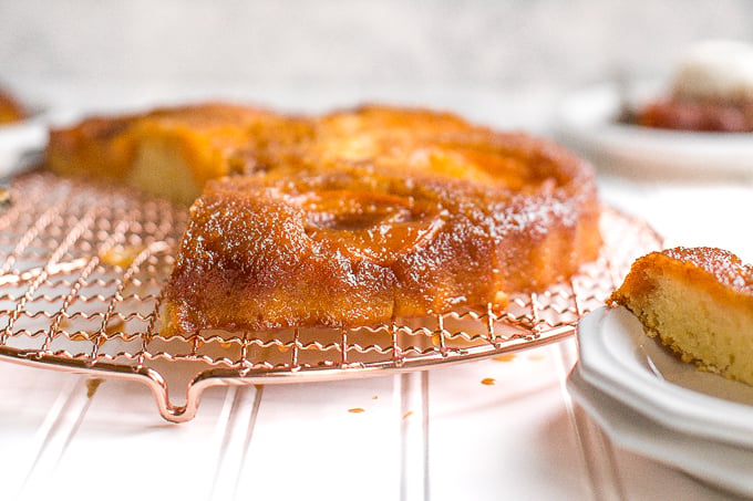 Apricots are finally here and it’s time to rejoice with a sweet, juicy, upside-down caramel apricot tart laced with flakey sea salt — it’s heaven! | aheadofthyme.com