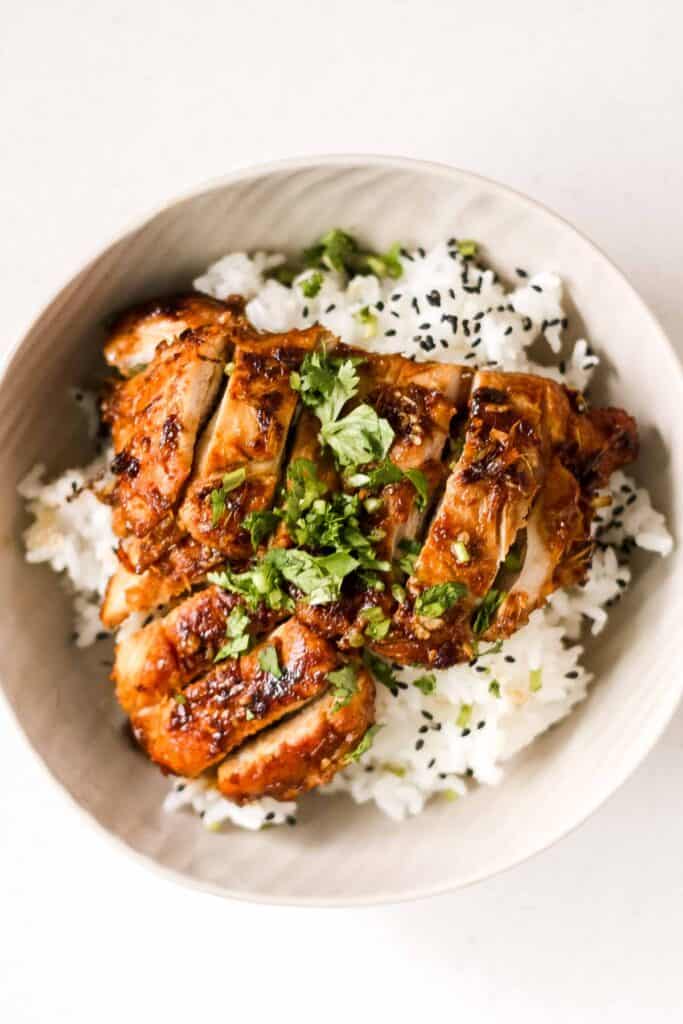 Pan-fried Lemongrass Chicken is a healthy, flavorful, and gluten-free Vietnamese dinner that is quick and easy to prep and cook in less than 25 minutes! | aheadofthyme.com