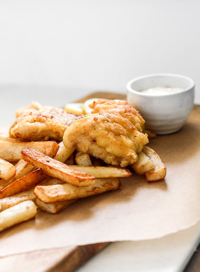 Classic Fish and Chips with tartar sauce - Daen's Kitchen