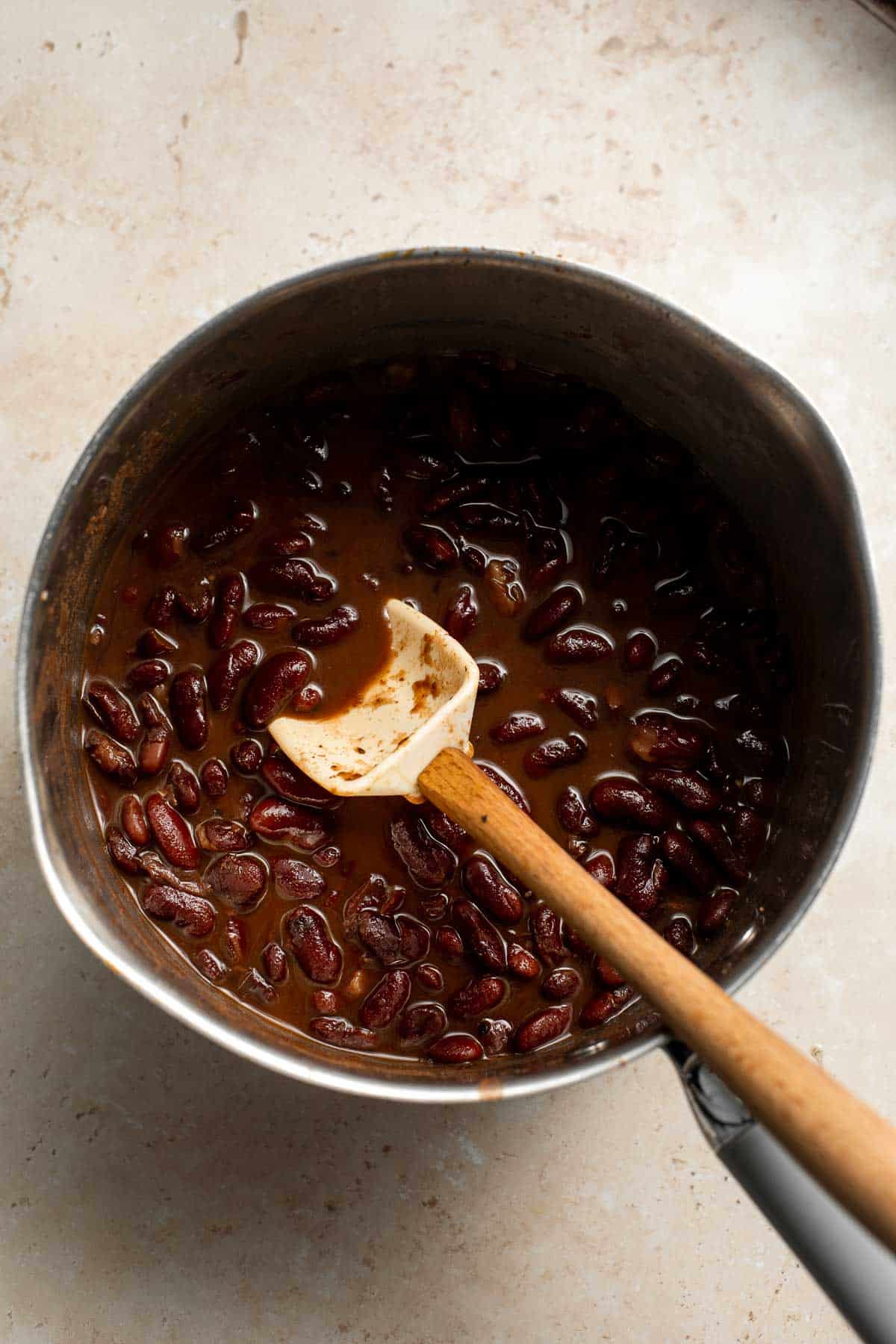 One Pot Red Kidney Beans are vegan, healthy, hearty, nourishing, and packed with plant-based protein. The perfect recipe for your dried kidney bean stash! | aheadofthyme.com