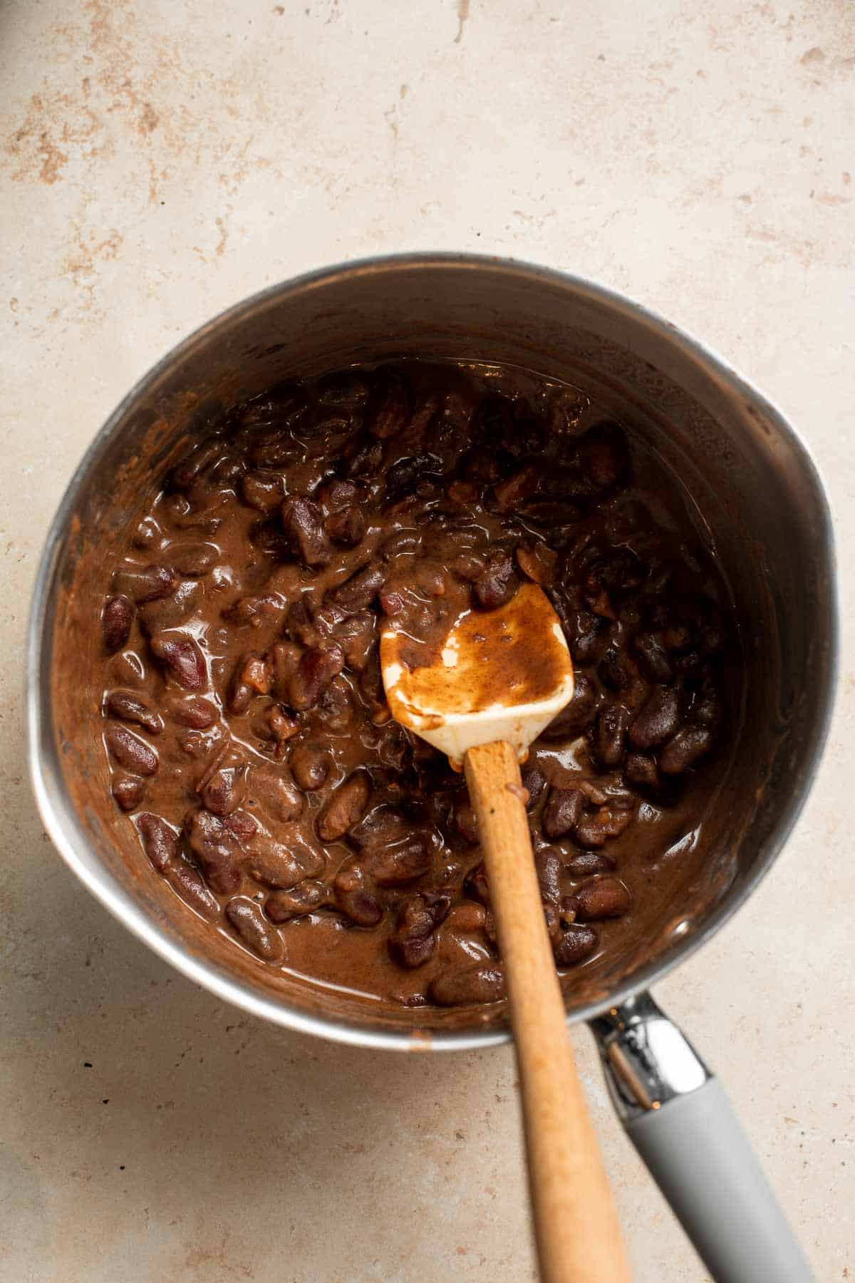 One Pot Red Kidney Beans are vegan, healthy, hearty, nourishing, and packed with plant-based protein. The perfect recipe for your dried kidney bean stash! | aheadofthyme.com