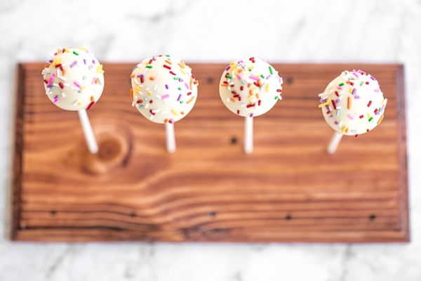 Vanilla Cake Pops from Scratch Ahead of Thyme