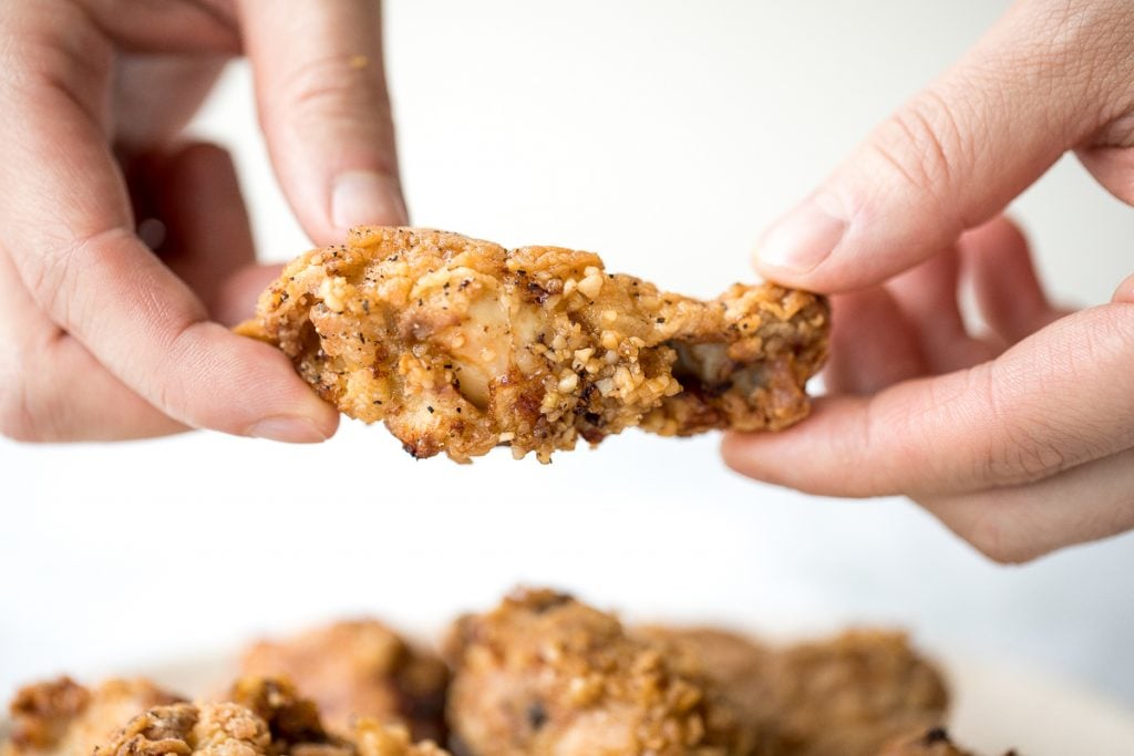 The BEST breaded fried chicken wings -- extra crispy and crunchy outside, tender and juicy inside. You can't even tell they're air fried, not deep-fried! | aheadofthyme.com