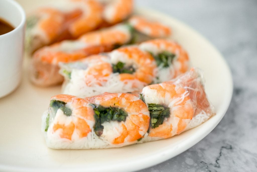 Fresh, light and healthy Vietnamese salad rolls are packed with vermicelli noodles, shrimp, fresh vegetables and herbs and dipped in homemade peanut sauce. | aheadofthyme.com