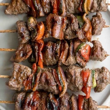 Easy Greek Souvlaki Beef Shish Kebabs are delicious and flavorful, made with a simple marinade and fresh vegetables. Cook on the grill or oven. | aheadofthyme.com