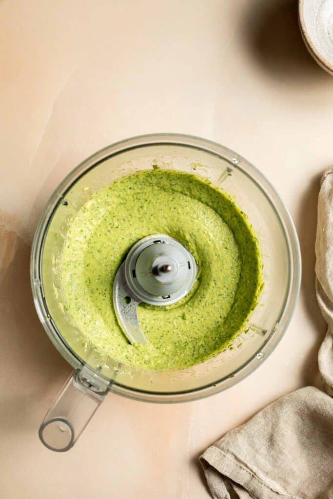 This creamy Avocado Pesto Pasta is healthy, light, and delicious. This quick and easy vegan pasta comes together in just 15 minutes (including prep!). | aheadofthyme.com