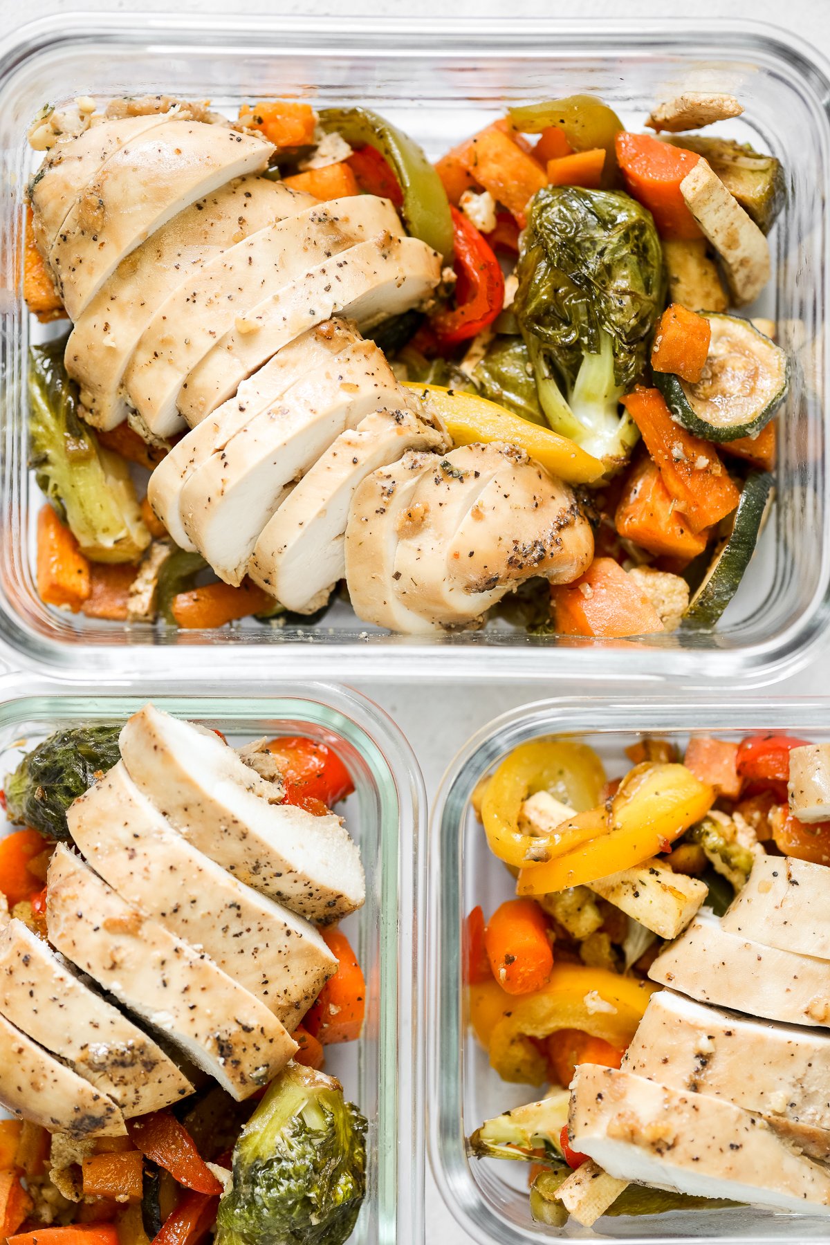 Quick and easy, throw everything into one pan, Asian-style meal prep sheet pan sesame balsamic chicken and vegetables is flavourful, juicy and tender. | aheadofthyme.com