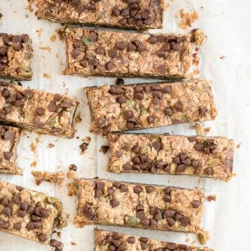 Chewy chocolate chip peanut butter granola bars are healthy, vegan, gluten-free, and refined sugar-free. Prep them in just 10 minutes to snack on for weeks. | aheadofthyme.com