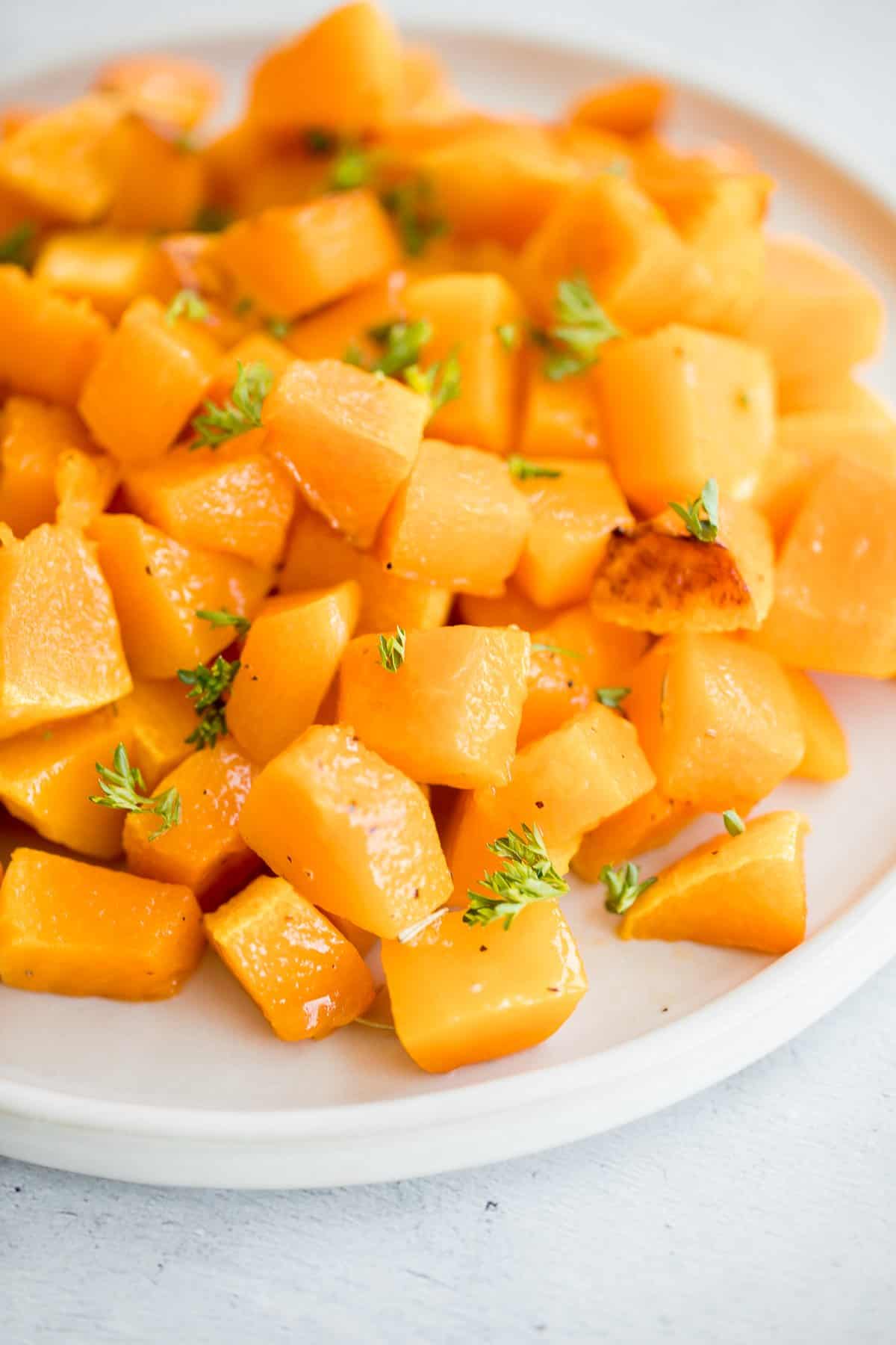 Roasted butternut squash is the easiest vegan side dish you need this fall. It has a ton of flavour with just a few simple pantry staples. | aheadofthyme.com