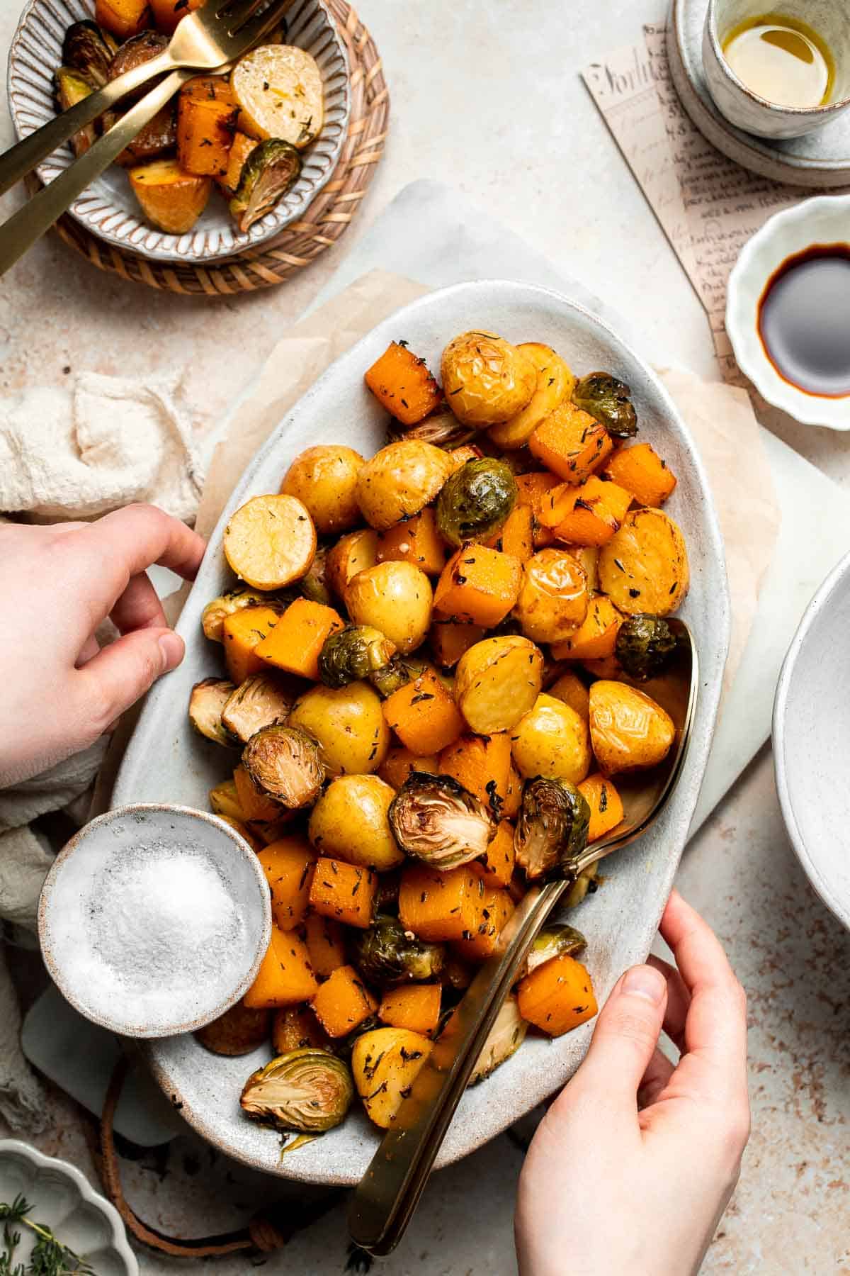 One pan roasted fall vegetables with seasonal produce is a cozy, stress-free side dish that’s perfect for Thanksgiving, holidays, or autumn dinners. | aheadofthyme.com