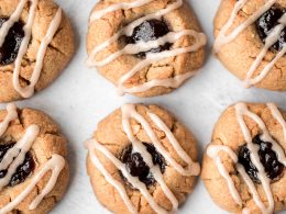 peanut-butter-thumbprint-