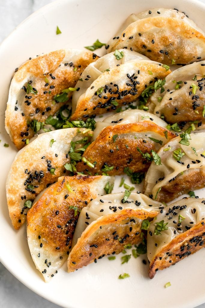 Homemade Chinese beef potstickers (dumplings) are crispy on the outside and tender and juicy inside packed with a delicious beef filling. | aheadofthyme.com
