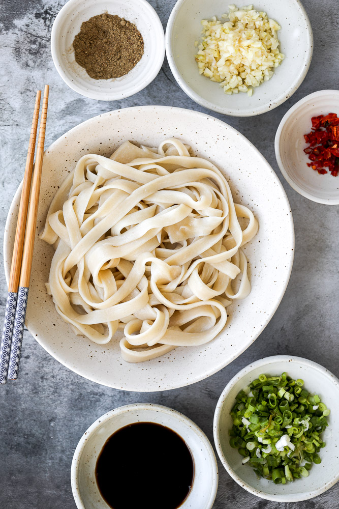 Quick and easy biang biang spicy noodles is a simple, flavourful and vegan noodle dish made with a few ingredients and in under 10 minutes. | aheadofthyme.com