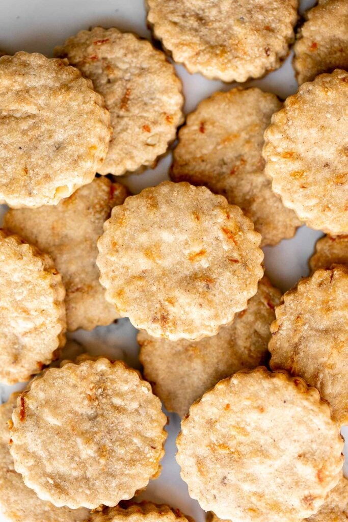 Carrot cake shortbread cookies are sweet and buttery, packed with carrots and walnuts, and spiced like your favourite carrot cake. A total treat. | aheadofthyme.com