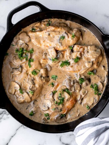 Chicken marsala in creamy mushroom sauce is a quick and easy 30-minute chicken dinner that is pure comfort food goals. A total crowd favourite. | aheadofthyme.com