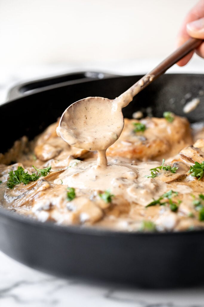 Chicken marsala in creamy mushroom sauce is a quick and easy 30-minute chicken dinner that is pure comfort food goals. A total crowd favourite. | aheadofthyme.com