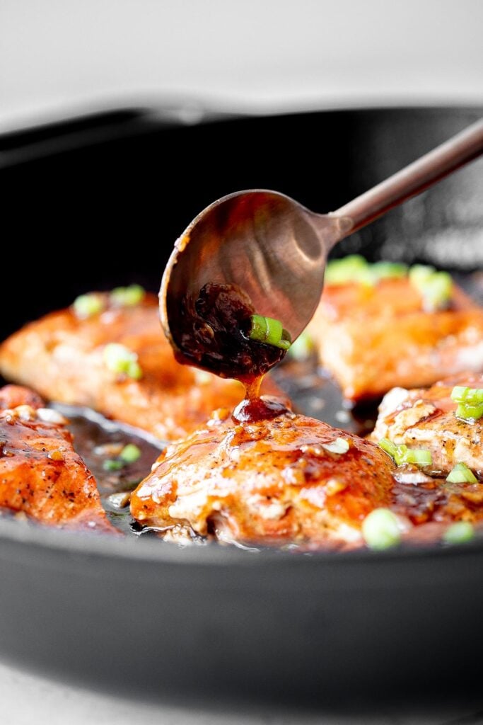 Sticky and sweet, easy honey garlic glazed salmon is one of the best salmon recipes to add to your weeknight dinner rotation. Ready in under 25 minutes. | aheadofthyme.com