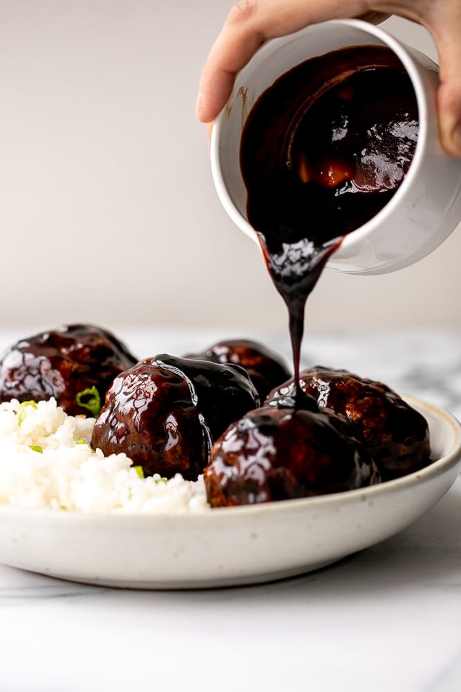 Lion's Head Chinese Meatballs are tender and juicy homemade pork meatballs packed with Asian seasonings and tossed in a sweet and sticky sauce. | aheadofthyme.com