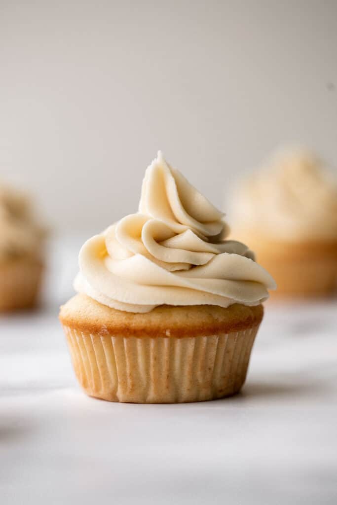 Moist vanilla cupcakes