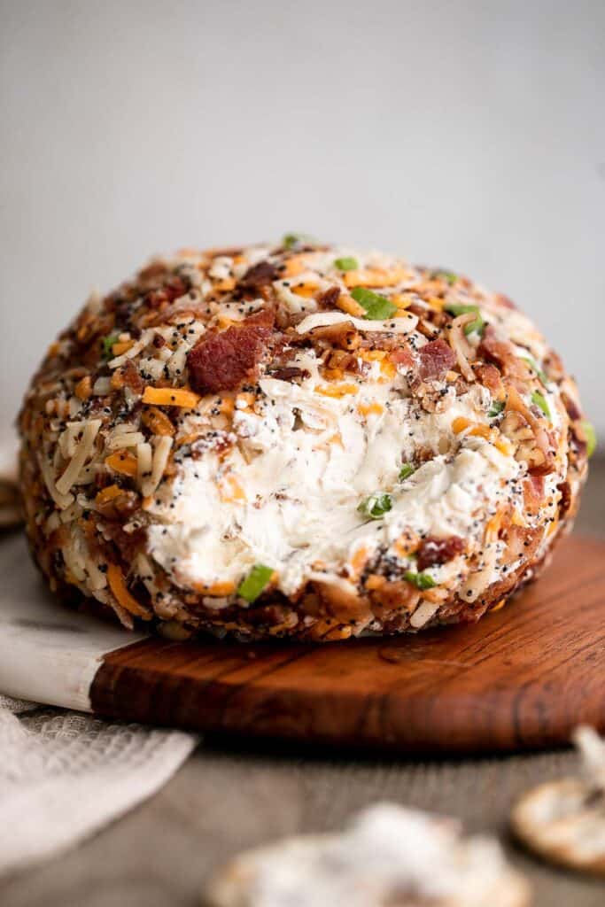Pecan & Herb Cheese Ball Bites