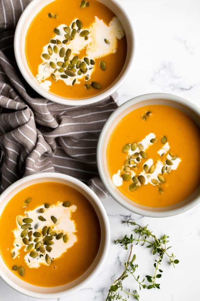 Instant pot butternut squash soup is the perfect fall dish to cook in your pressure cooker — warm, cozy, comforting, and creamy. Make in 15 minutes. | aheadofthyme.com