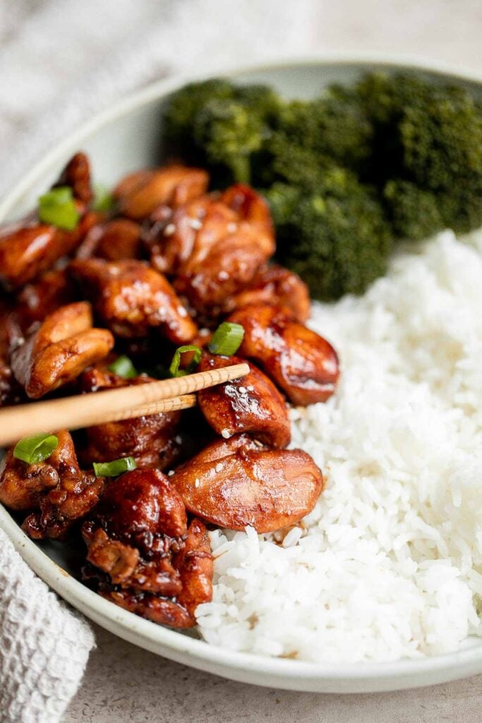 Teriyaki chicken is a quick easy chicken stir fry that is delicious, flavorful, healthy, and better and faster than takeout. Perfect for busy weeknights. | aheadofthyme.com