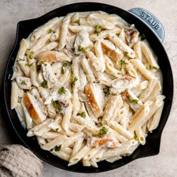 Chicken penne pasta is a quick and easy dinner that is delicious, rich, creamy, and flavorful. It’s a family favorite that’s ready in under 30 minutes. | aheadofthyme.com