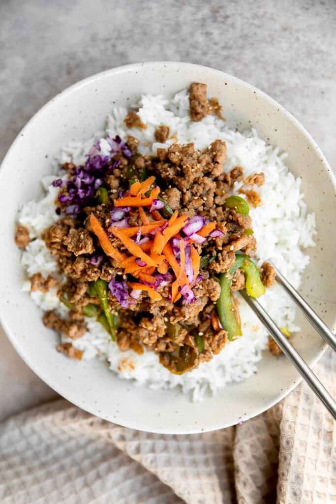 Korean ground turkey is flavorful, saucy, and delicious. It’s quick and easy to make in just 20 minutes, great for meal prep and freezes well. | aheadofthyme.com