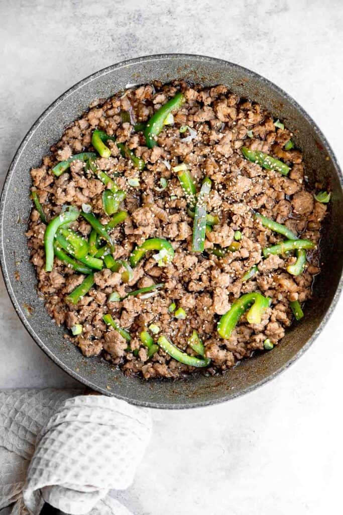 Korean ground turkey is flavorful, saucy, and delicious. It’s quick and easy to make in just 20 minutes, great for meal prep and freezes well. | aheadofthyme.com