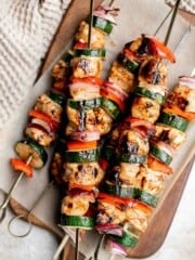 Balsamic chicken kabobs marinated in a sweet and tangy balsamic marinade and grilled with colorful vegetables.