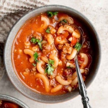 Hamburger soup with macaroni is a quick and easy weeknight dinner that‘s wholesome, filling, comforting and nutritious. Prep, cook and serve under an hour. | aheadofthyme.com