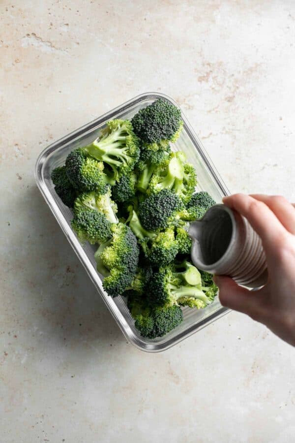 Microwave Steamed Broccoli Ahead of Thyme