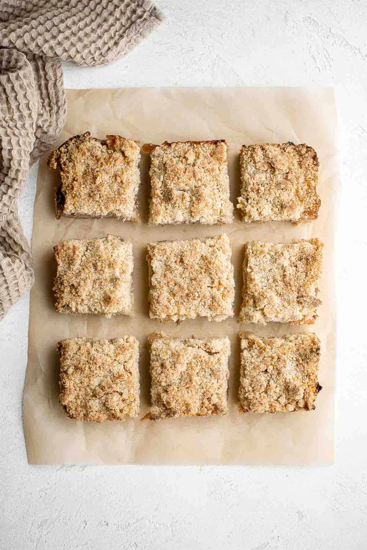 Homemade Apple Pie Bars are sweet, tart, and crumbly. With 3 delicious layers including a flaky pastry crust, cinnamon apple filling, and crumbly topping. | aheadofthyme.com