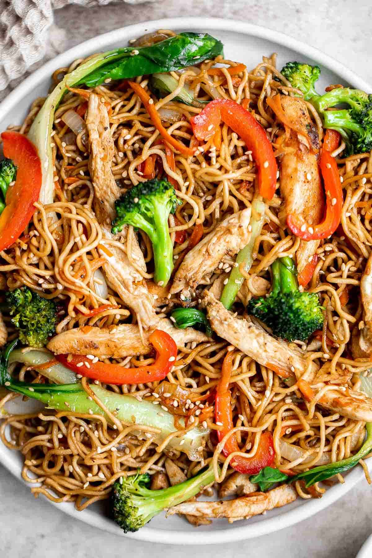 Chicken Chow Mein is a classic Chinese noodle dish that is quick and easy to make at home in 20 minutes — faster, healthier, and better than takeout. | aheadofthyme.com