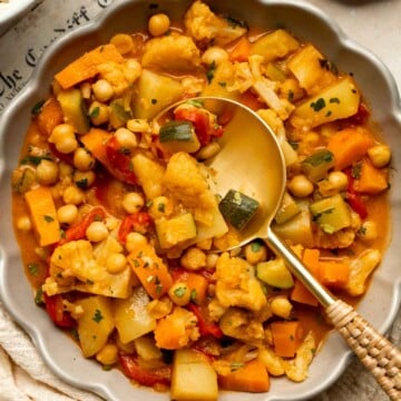 This Vegetable Curry is a quick, delicious, and nutritious meal for the whole family to enjoy — loaded with veggies and chickpeas in a homemade curry sauce. | aheadofthyme.com