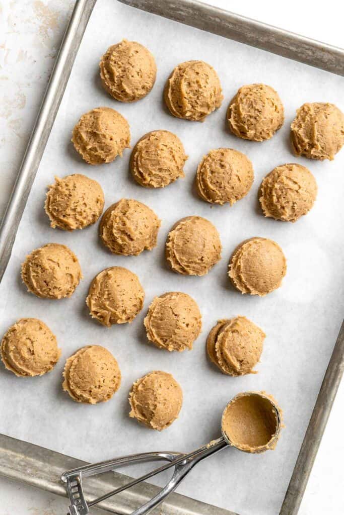 Soft and chewy Chai Cookies are loaded with warm chai spices and topped with drizzle of a sweet chai glaze. Quick and easy to make with no chill time! | aheadofthyme.com