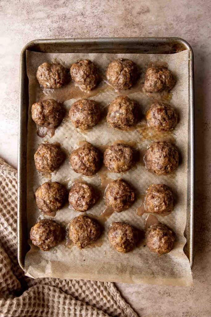 This Leftover Stuffing Meatballs recipe is an easy way to turn leftover stuffing from your Thanksgiving dinner into delicious, tender meatballs! | aheadofthyme.com