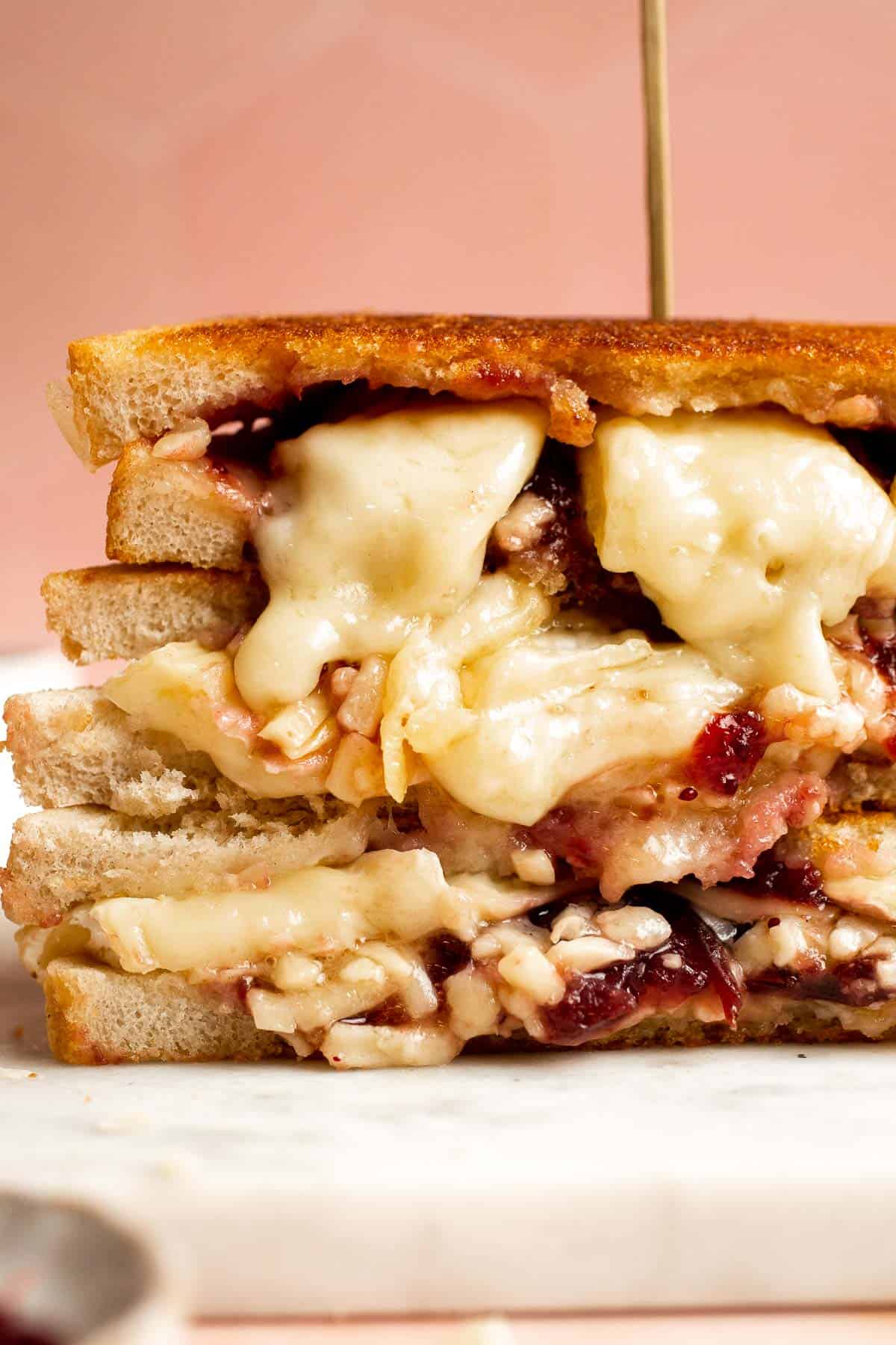 Cranberry Brie Grilled Cheese features the sweet and tart flavor of cranberry that pairs perfectly with the creamy, slightly funky flavor of brie. | aheadofthyme.com