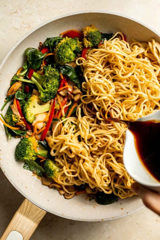 Say goodbye to takeout and make easy Lo Mein Noodles at home, packed with fresh veggies and healthy ingredients, in less than 15 minutes! | aheadofthyme.com