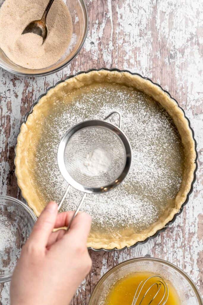 This Apple Tart is a cozy fall dessert made with tart apples nestled in a flaky crust and topped with cinnamon sugar. It's like an apple pie but way better! | aheadofthyme.com
