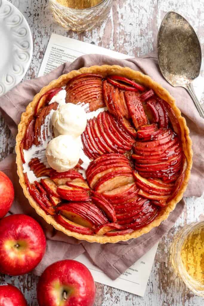 This Apple Tart is a cozy fall dessert made with tart apples nestled in a flaky crust and topped with cinnamon sugar. It's like an apple pie but way better! | aheadofthyme.com