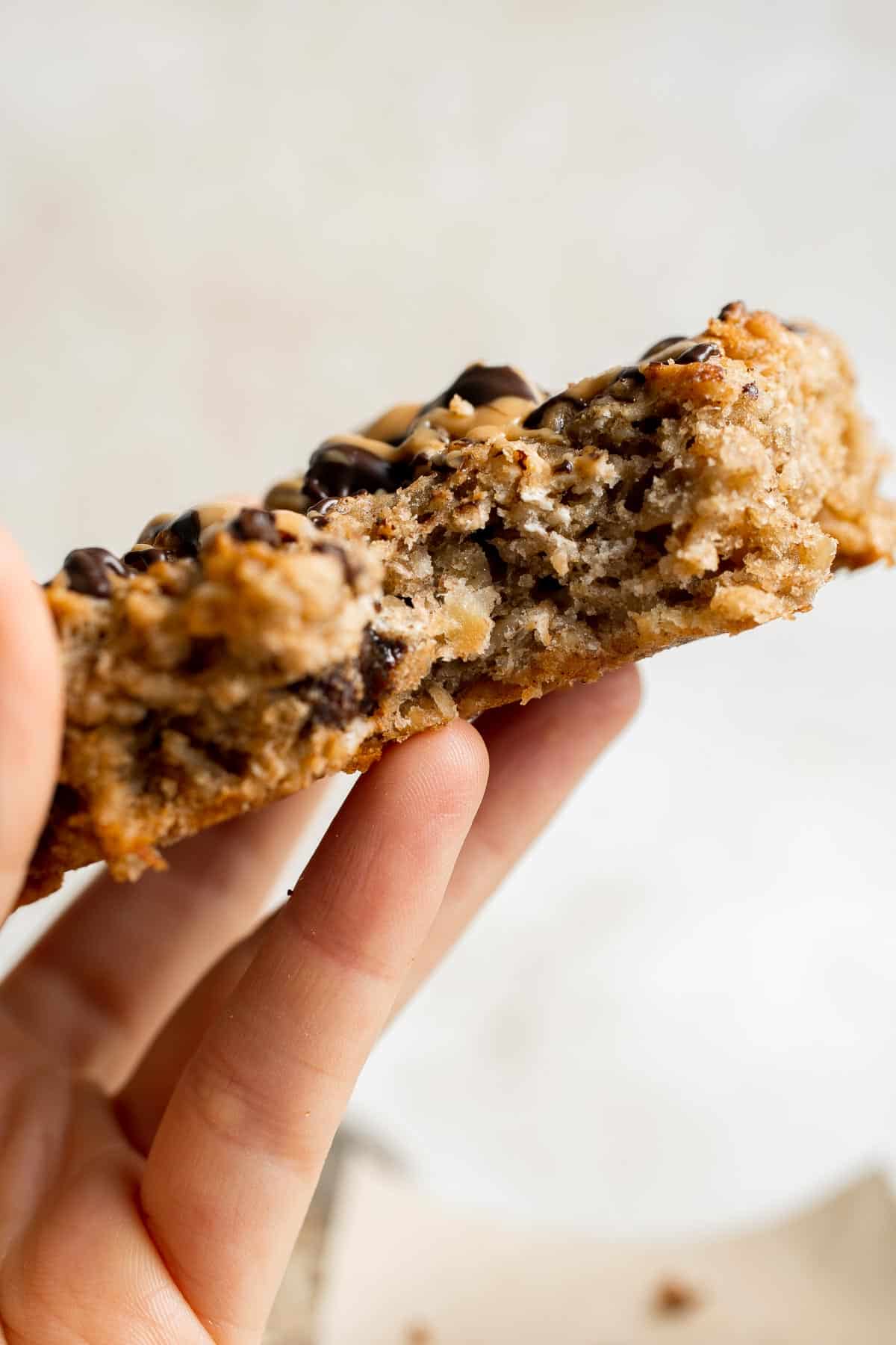 Oatmeal Breakfast Bars are chewy, filling, and delicious. Packed with simple, healthy ingredients, these bars are a nutritious way to start your day. | aheadofthyme.com